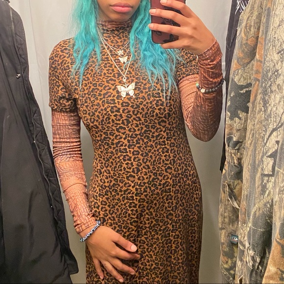 90s/early 2000s cheetah print dress - Picture 4 of 4